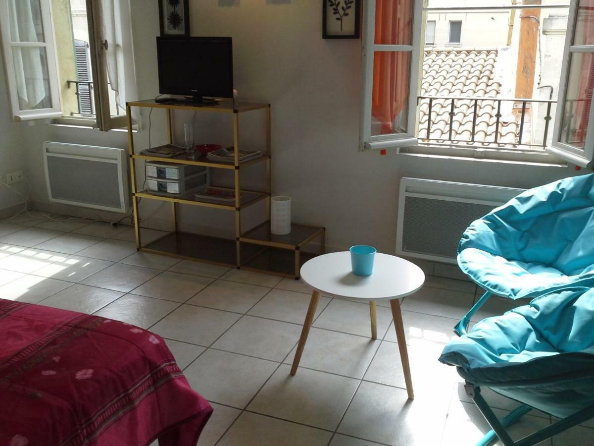 Appartement Terrasse - Hypercentre Avignon Exterior photo